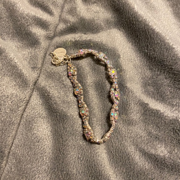 Claire’s Bracelet - Picture 2 of 3